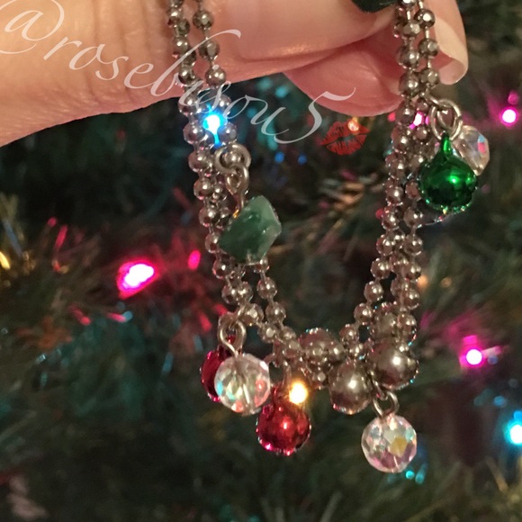 Jewelry - 🎄🆕Holiday Cheer Bracelet